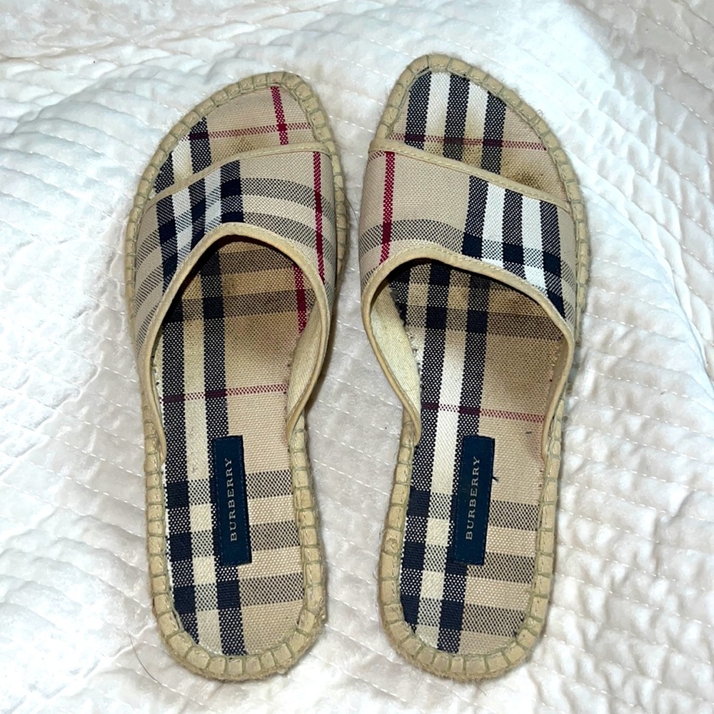 Burberry slides Size 37